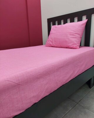 Pembe Fırça Desen Lastikli Çarşaf Seti Tek Kişilik | Kaymaz, Solmaya Dayanıklı